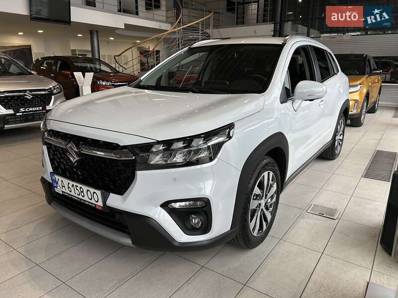 Позашляховик / Кросовер Suzuki S-Cross 2024 в 
