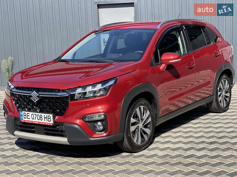 Suzuki S-Cross 2023