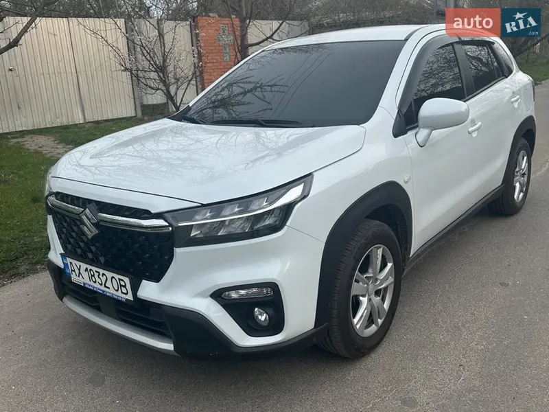 Suzuki S-Cross