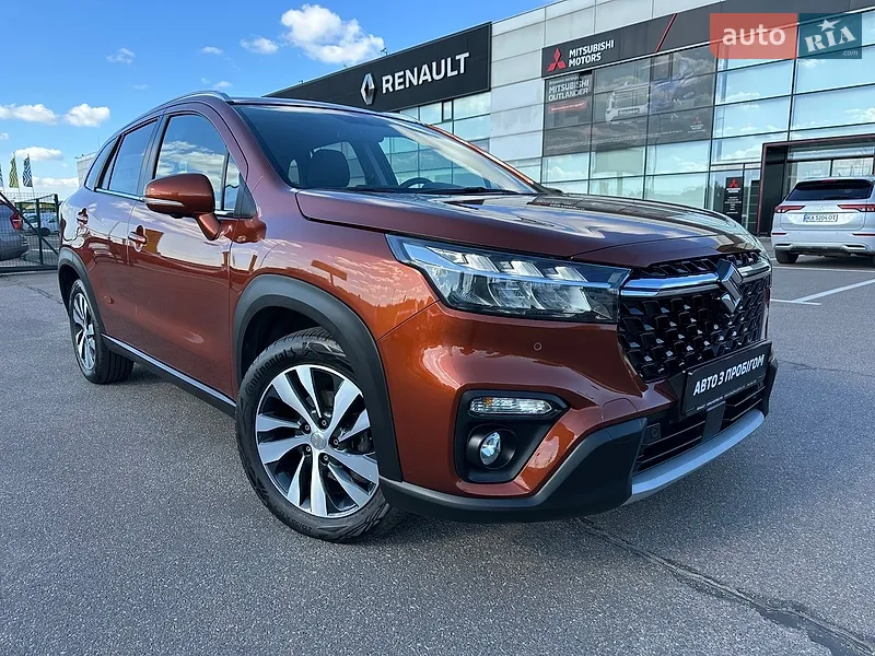 Suzuki S-Cross 2023