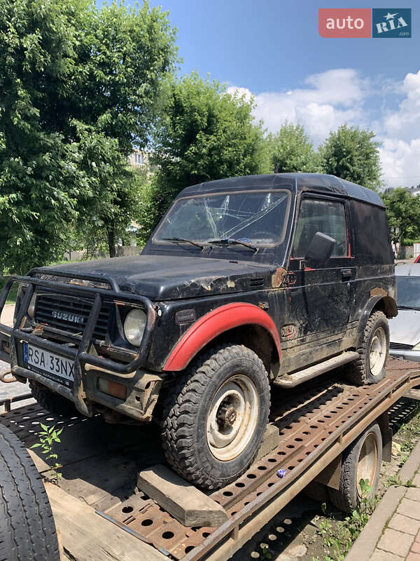 Внедорожник / Кроссовер Suzuki Samurai 1988 в Хусте
