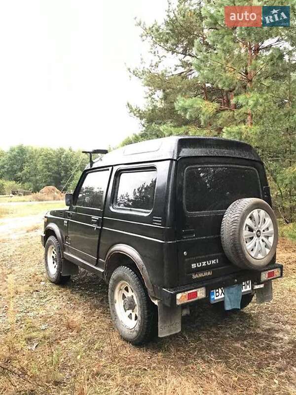 Внедорожник / Кроссовер Suzuki Samurai 1984 в Коростене