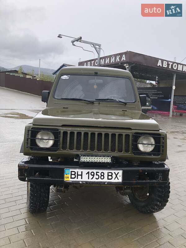 Внедорожник / Кроссовер Suzuki Samurai 1987 в Верховине