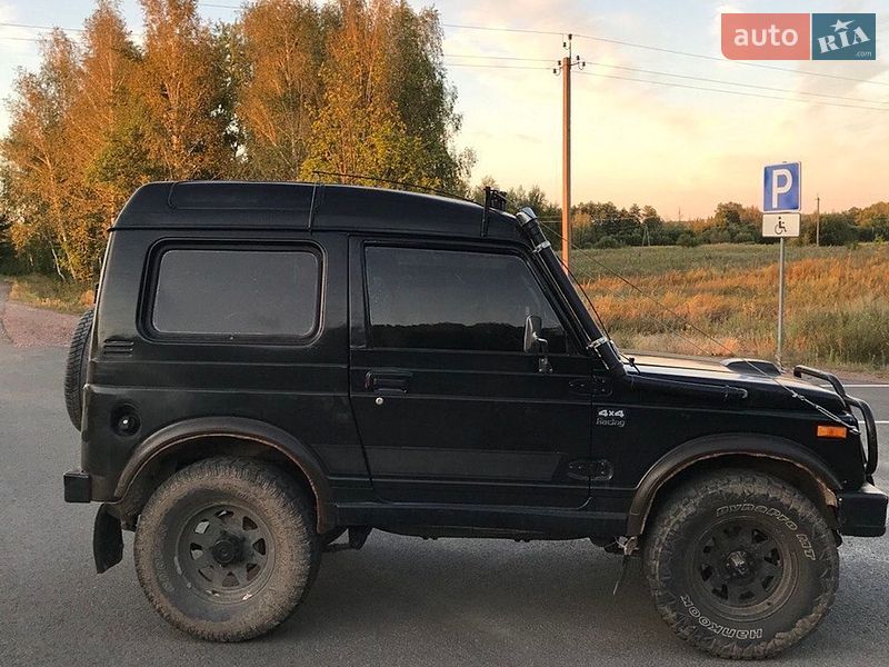Внедорожник / Кроссовер Suzuki Samurai 1984 в Малине