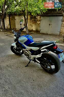 Мотоцикл Классик Suzuki SFV 650 2009 в 