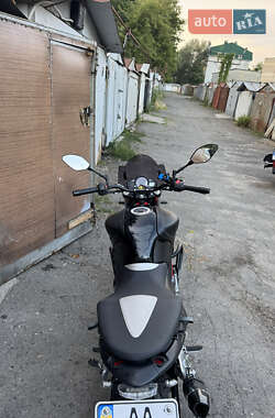 Мотоцикл Без обтекателей (Naked bike) Suzuki SFV 650 2010 в 
