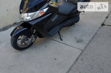 Макси-скутер Suzuki Skywave 250 2005 в Одессе