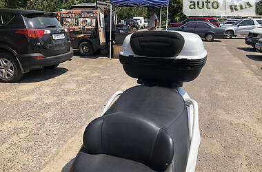 Макси-скутер Suzuki Skywave 250 2005 в 
