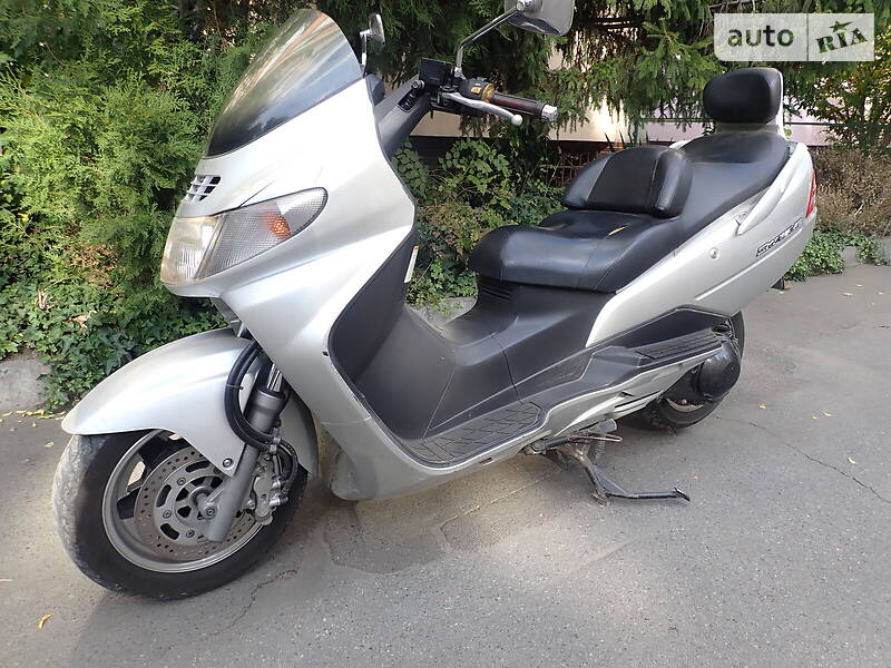 Скутер Suzuki Skywave 250 2001 в Одесі