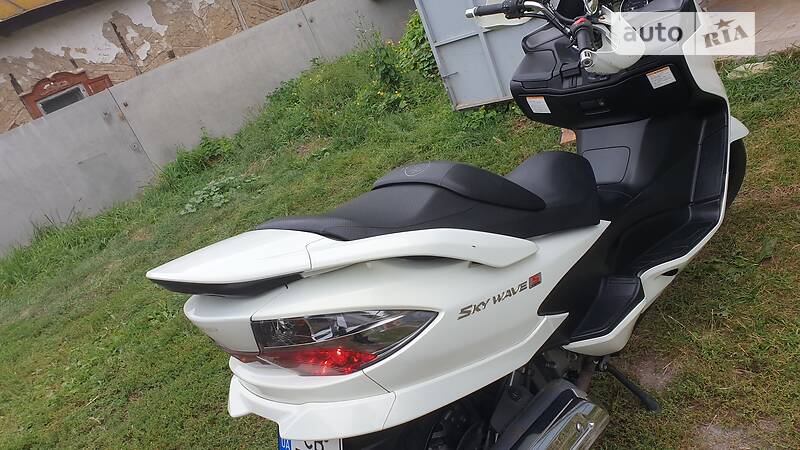 Максі-скутер Suzuki Skywave 250 2011 в Ніжині