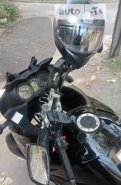 Максі-скутер Suzuki Skywave 250 2010 в 