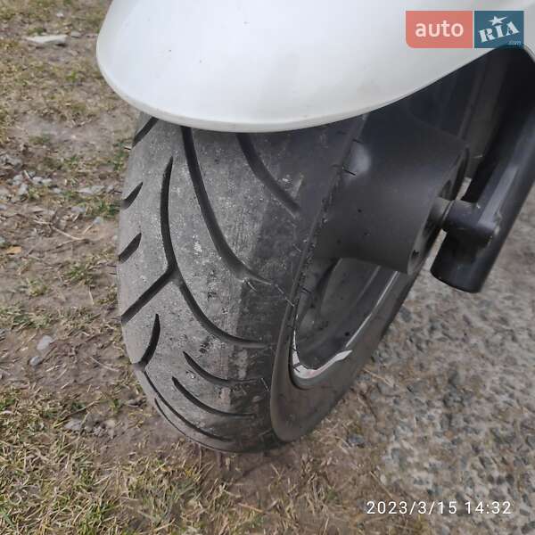 Максі-скутер Suzuki Skywave 250 2008 в Баришівка