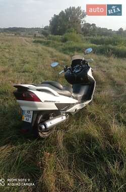 Макси-скутер Suzuki Skywave 250 2007 в 