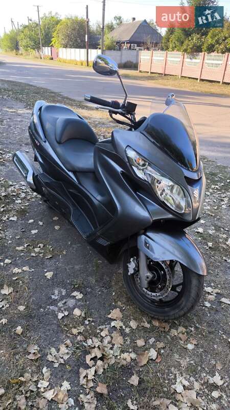 Максі-скутер Suzuki Skywave 250 2007 в Чернігові