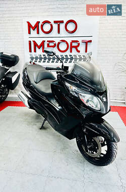 Макси-скутер Suzuki Skywave 250 2007 в 