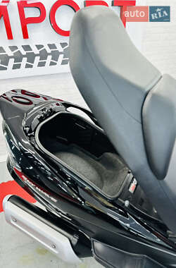 Макси-скутер Suzuki Skywave 250 2007 в 