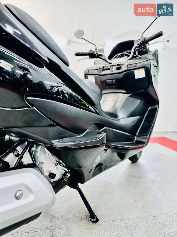 Максі-скутер Suzuki Skywave 250 2007 в Одесі