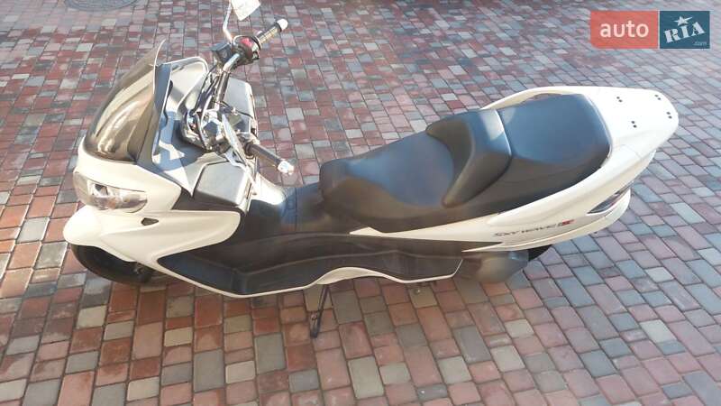 Макси-скутер Suzuki Skywave 250 2009 в Одессе фото 3 Макси-скутер Suzuki Skywave 250 2009 в Одессе