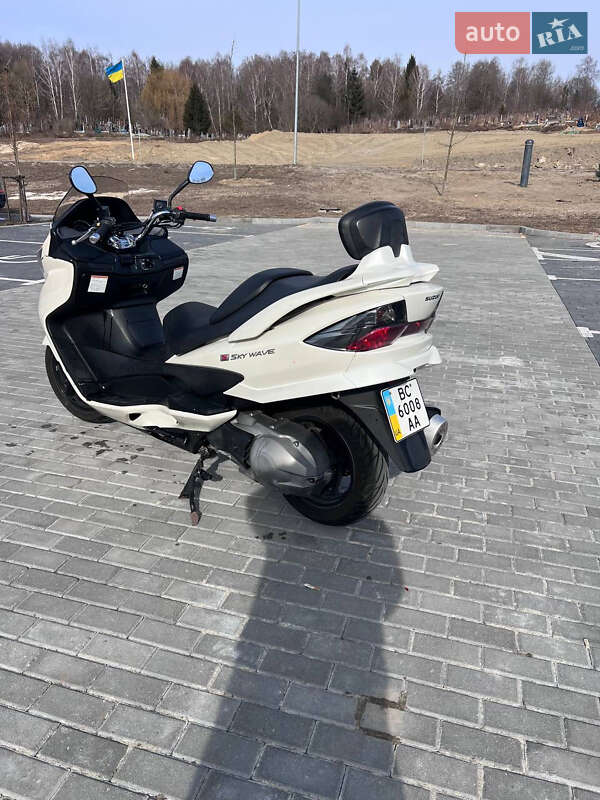 Макси-скутер Suzuki Skywave 250 2008 в Львове