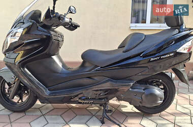 Макси-скутер Suzuki Skywave 250 2011 в Днепре