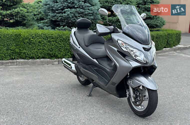 Макси-скутер Suzuki Skywave 250 2011 в Днепре