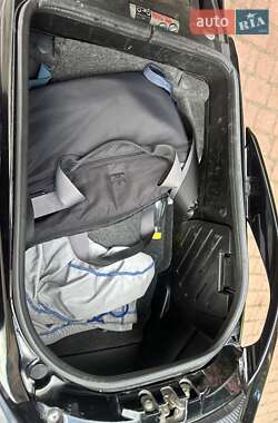 Макси-скутер Suzuki Skywave 250 2009 в 