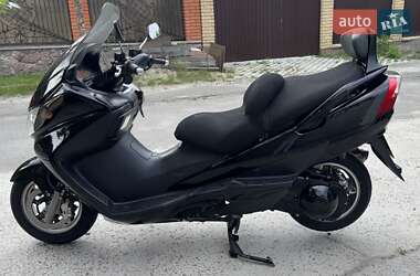 Скутер Suzuki Skywave 250 2004 в 
