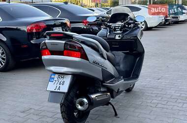Макси-скутер Suzuki Skywave 250 2007 в 