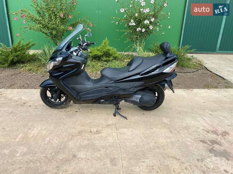 Макси-скутер Suzuki Skywave 250 2007 в Одессе