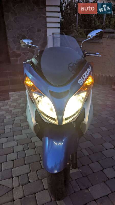 Макси-скутер Suzuki Skywave 250 2008 в Черновцах