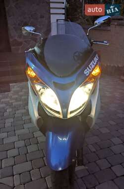 Макси-скутер Suzuki Skywave 250 2008 в 