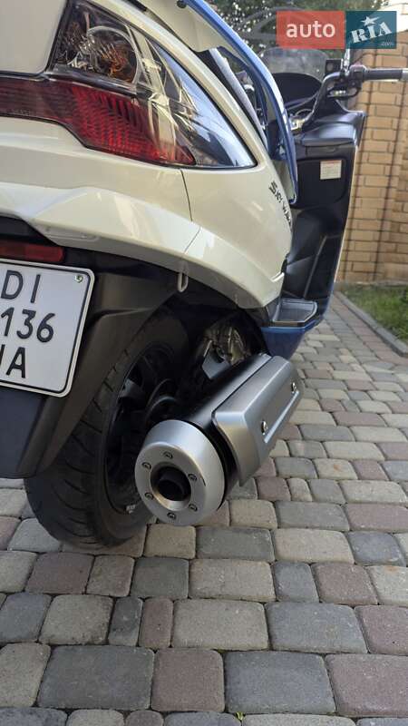 Макси-скутер Suzuki Skywave 250 2008 в Черновцах