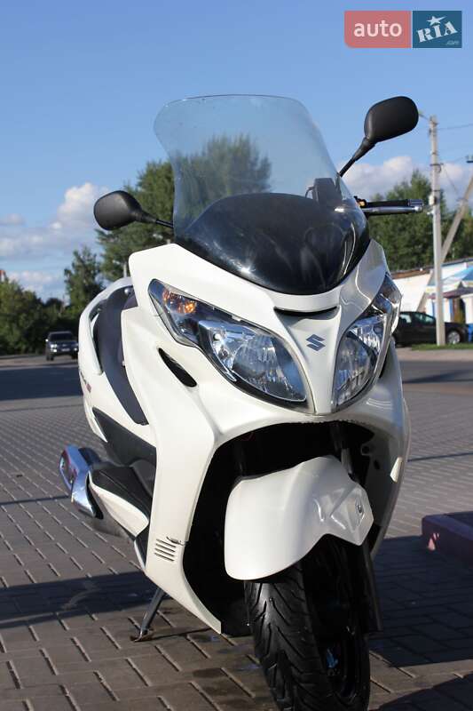 Макси-скутер Suzuki Skywave 250 2007 в Борисполе