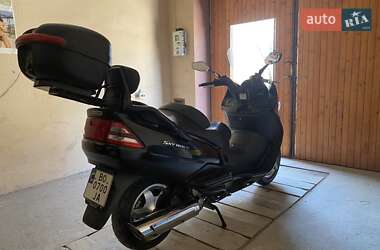 Макси-скутер Suzuki Skywave 250 2007 в 
