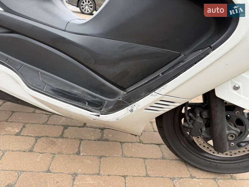 Макси-скутер Suzuki Skywave 250 2011 в Киеве