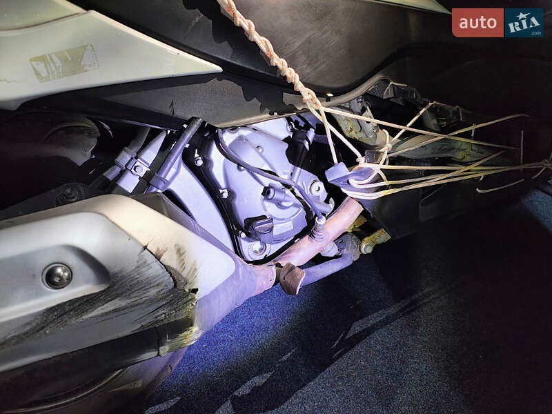 Макси-скутер Suzuki Skywave 250 2010 в Киеве фото 6 Макси-скутер Suzuki Skywave 250 2010 в Киеве