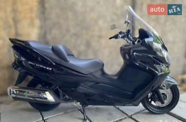 Максі-скутер Suzuki Skywave 250 2007 в Одесі