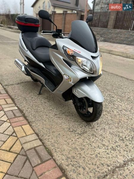 Скутер Suzuki Skywave 250 2006 в Южноукраинске