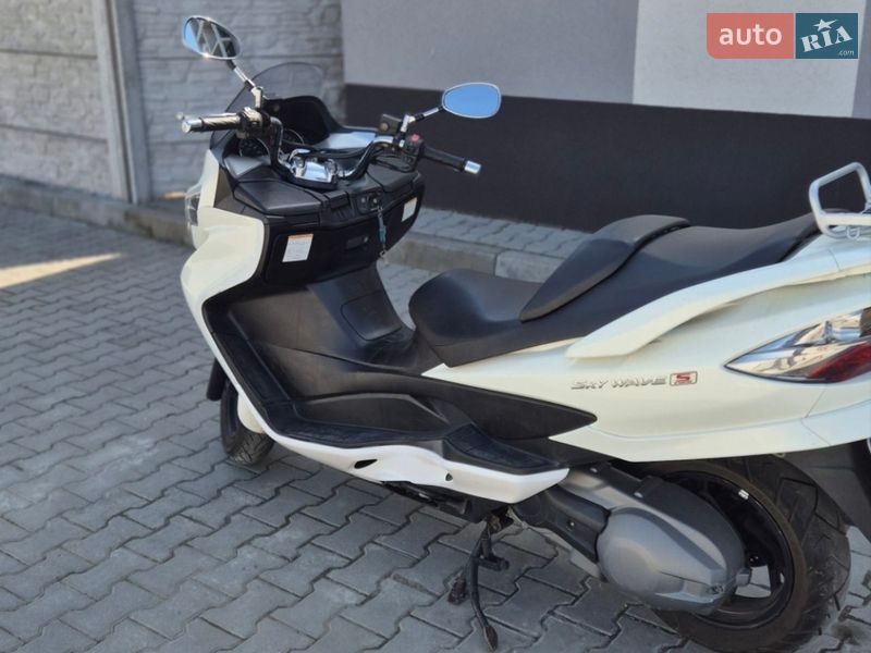 Макси-скутер Suzuki Skywave 250 2011 в Хмельницком фото 5 Макси-скутер Suzuki Skywave 250 2011 в Хмельницком