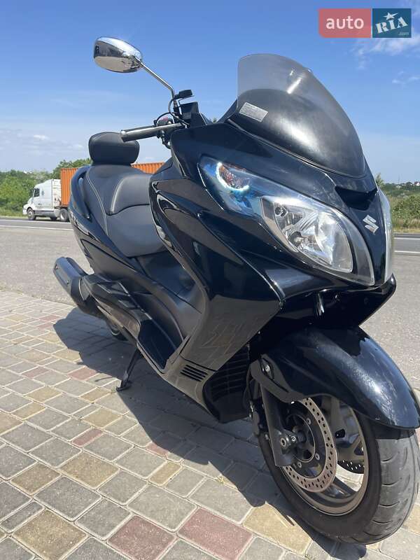 Макси-скутер Suzuki Skywave 400 2013 в Одессе