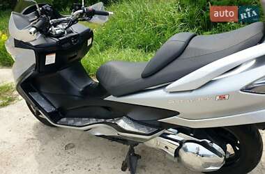 Макси-скутер Suzuki Skywave 400 2008 в 