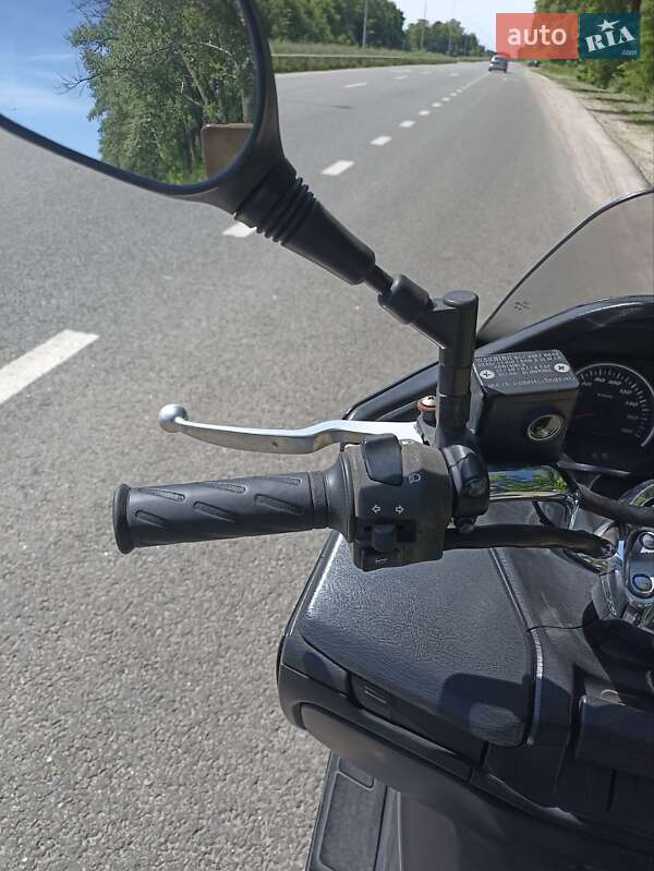 Макси-скутер Suzuki Skywave 400 2014 в Сумах