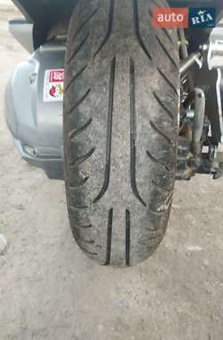 Макси-скутер Suzuki Skywave 400 2008 в 