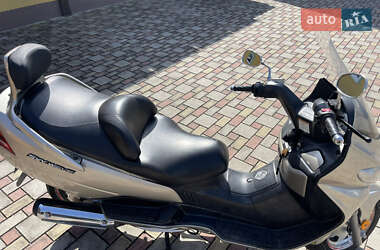 Макси-скутер Suzuki Skywave 400 2001 в 