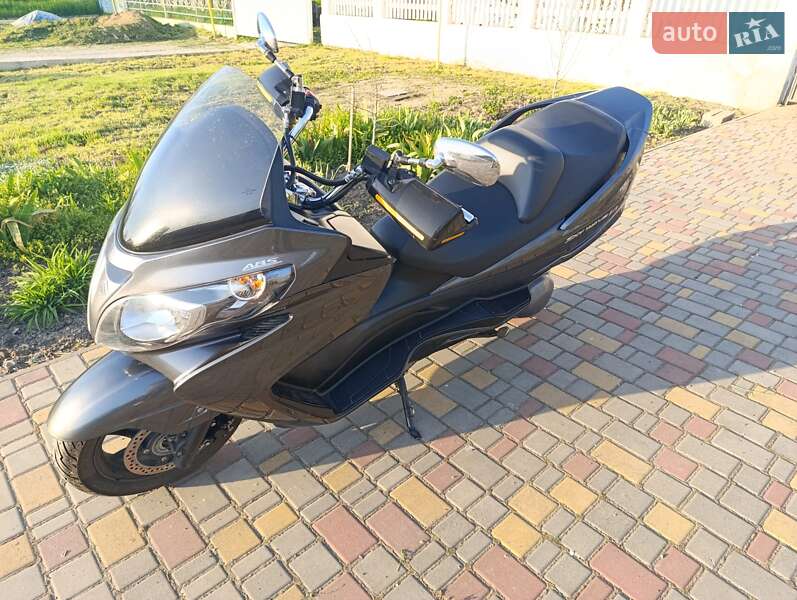 Максі-скутер Suzuki Skywave 400 2011 в Одесі