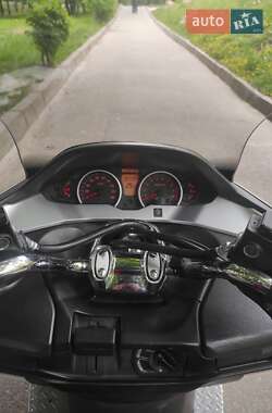 Макси-скутер Suzuki Skywave 400 2008 в 