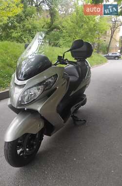 Макси-скутер Suzuki Skywave 400 2008 в Киеве