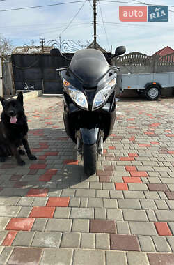 Максі-скутер Suzuki Skywave 400 2009 в Миколаєві