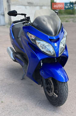 Макси-скутер Suzuki Skywave 400 2007 в 