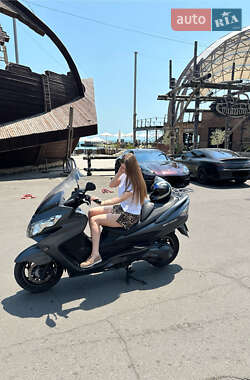 Макси-скутер Suzuki Skywave 400 2013 в Одессе
